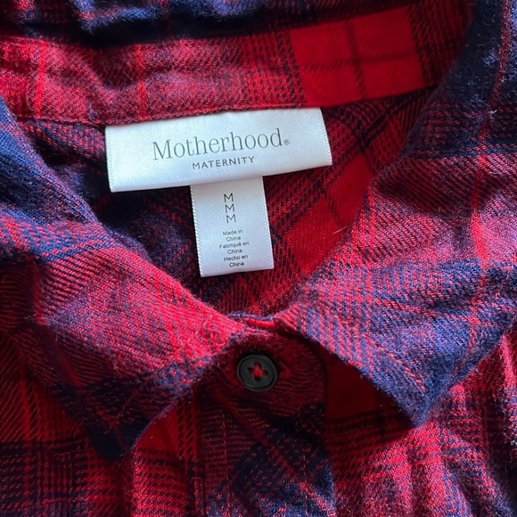 Motherhood Maternity Red and Blue Casual Button Down Shirt - Picture 3 of 5